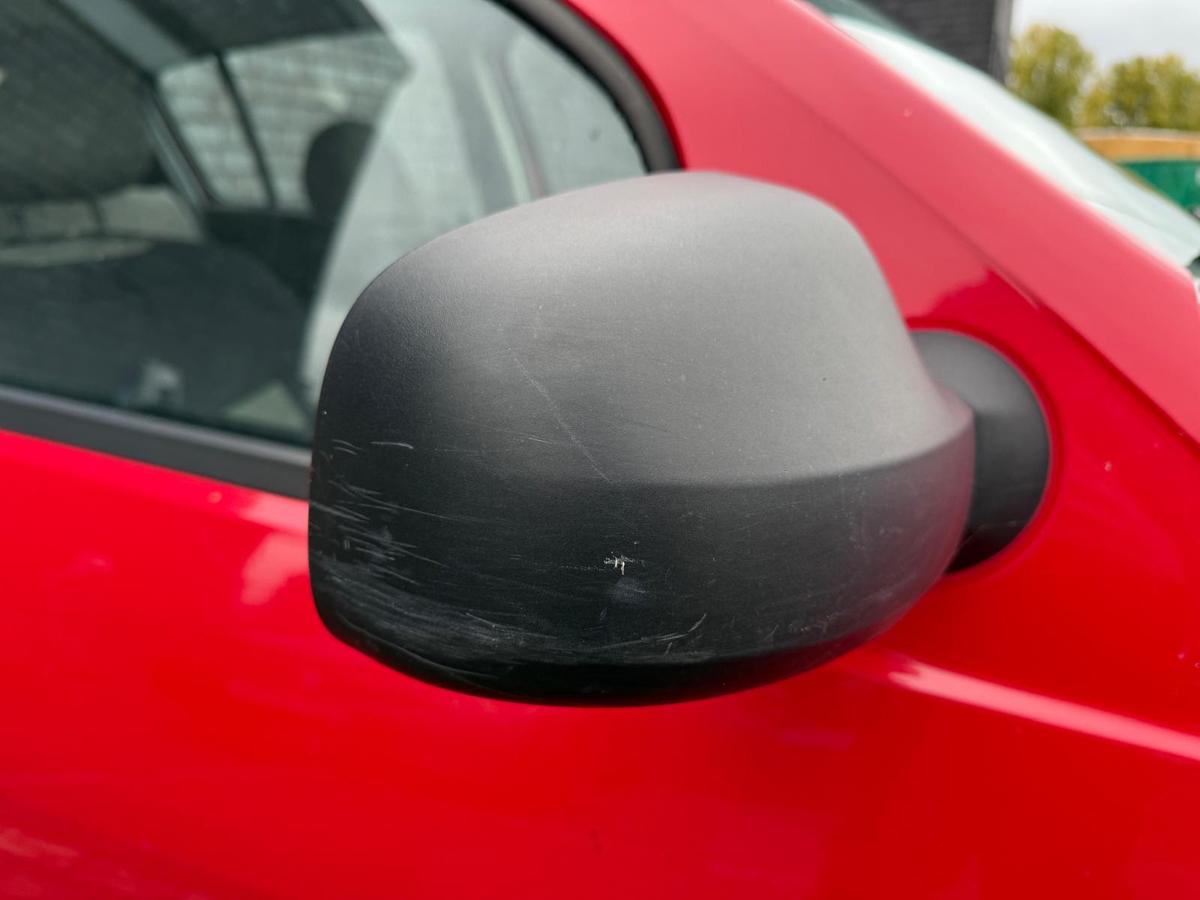 Dacia Sandero SD original Außenspiegel rechts manuell schwarz unlackiert BJ09